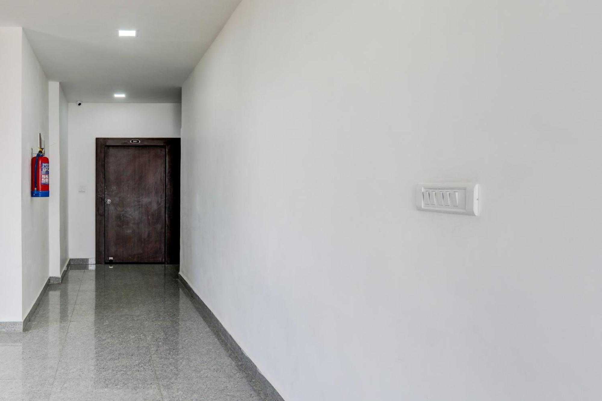 Super Hotel O Flagship Hotel Mk Palace Lucknow Exterior photo